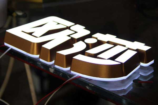 迷你字雕刻機加工的迷你字 迷你字雕刻機加工的迷你字