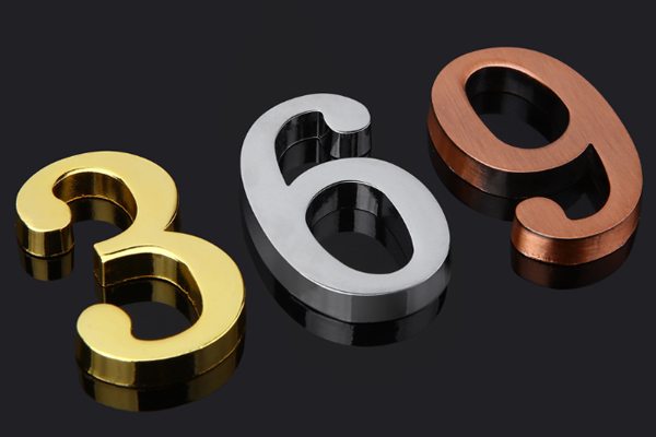 迷你字雕刻機加工的金屬字 迷你字雕刻機加工的金屬字